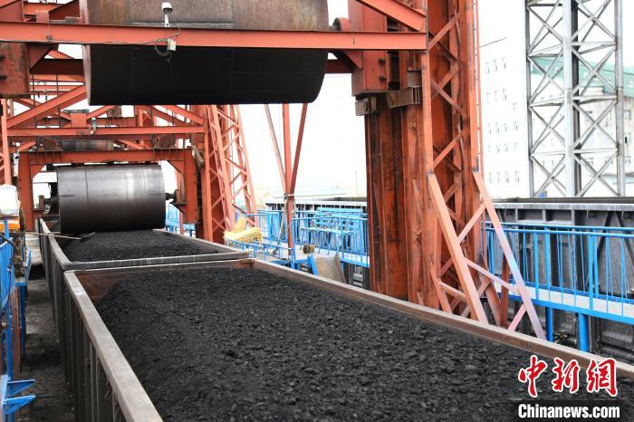 哈尔滨铁路前10个月成电煤运输5768万吨