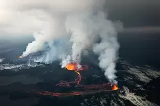 圣海伦斯火山爆发全过程（圣海伦斯火山喷发等级）