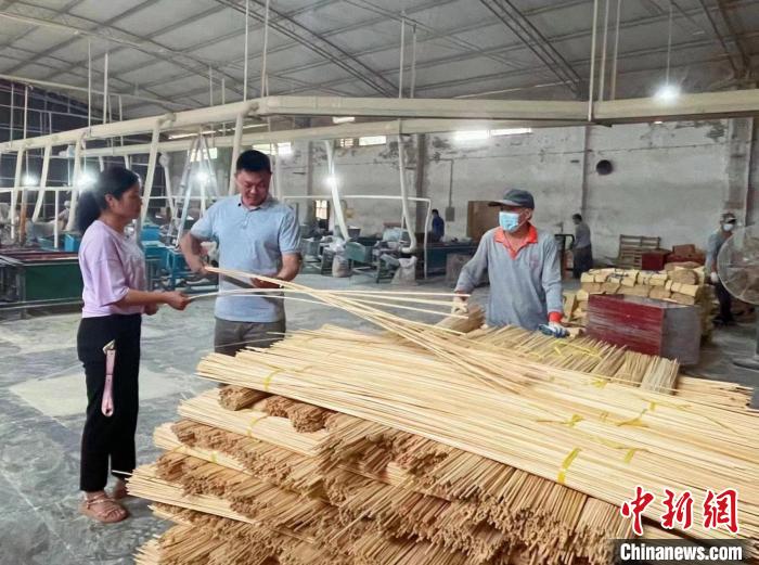 重庆“铜梁造”竹制品闯出国际市场