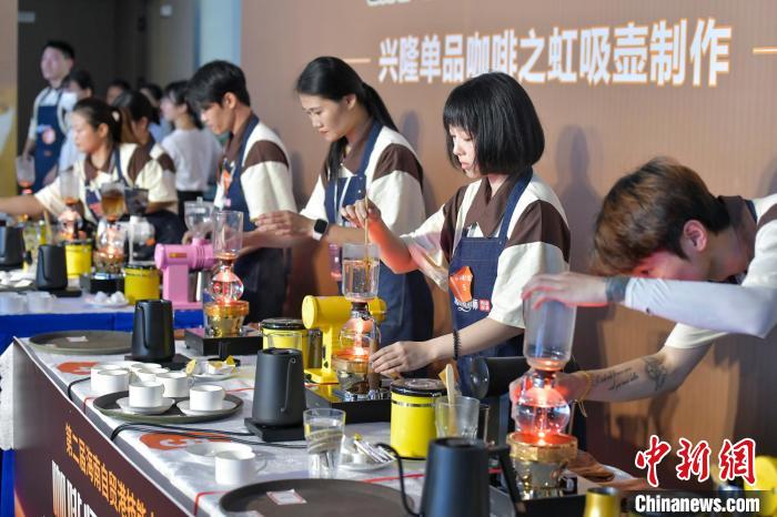 2023海南自贸港咖啡文化节开幕 市民游客尽享咖啡“盛宴”