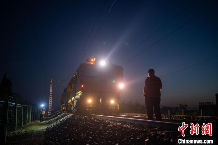 武铁管内三条国家Ⅰ级客货共线铁路启动集中整修